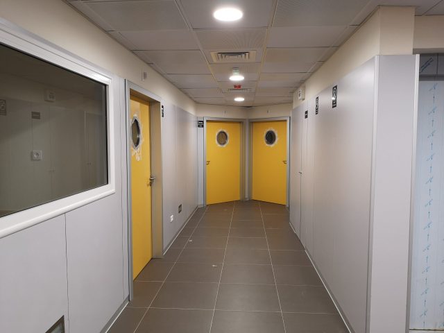 Porte Anti-Bactéries Avec Cadre Et Accessoires En Inox